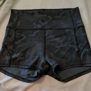 Lululemon spandex shorts